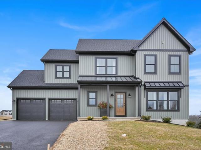 House for sale in Cumberland, Pennsylvania