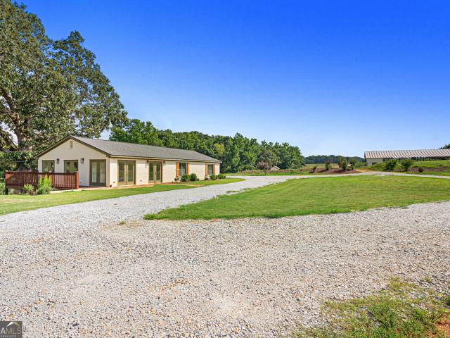 House for sale in Hartwell, Georgia