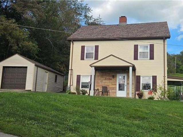 House for sale in Burgettstown, Pennsylvania