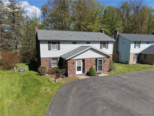 Townhouse for sale in Ellicottville, New York