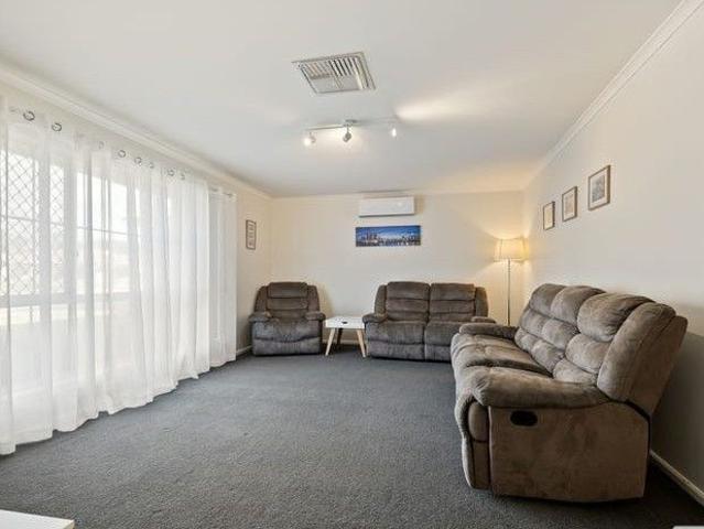 House for rent in West Wodonga, Victoria