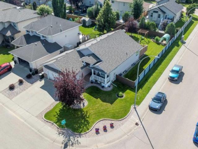 House for sale in Spruce Grove, Alberta