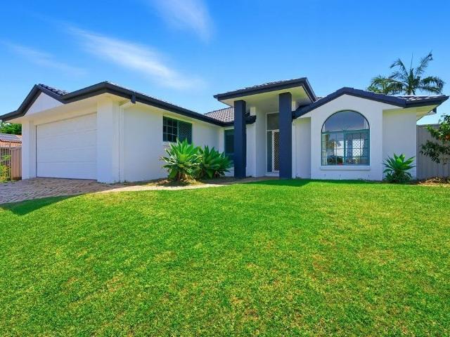 Apartment for rent in Parkwood, Gold Coast City