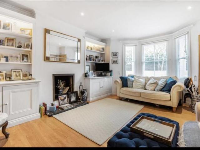 Apartment for rent in Clapham, Greater London