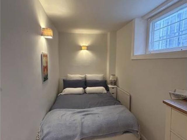 Room for rent in London Borough of Lambeth, Greater London