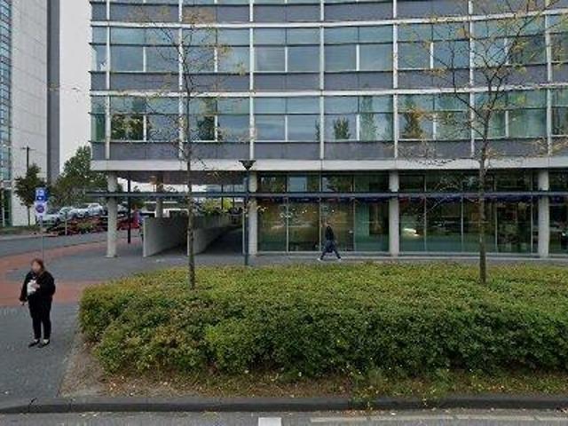 Bedrijfspand te huur in Beukenhorst-Oost, Hoofddorp