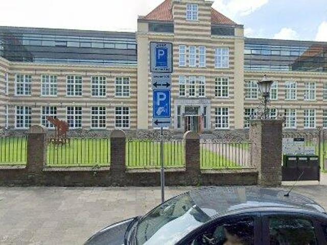 Bedrijfspand te huur in Heerlen, Limburg