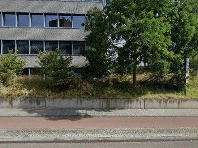 Bedrijfspand te huur in Maastricht-Oost, Maastricht