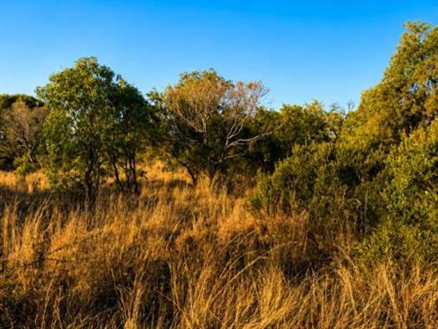 Land for sale in Tlhabane, North West