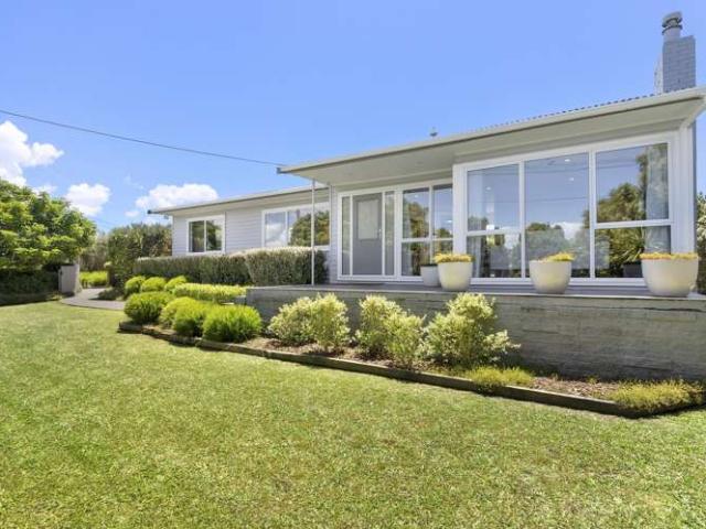 House for sale in Wairau Valley