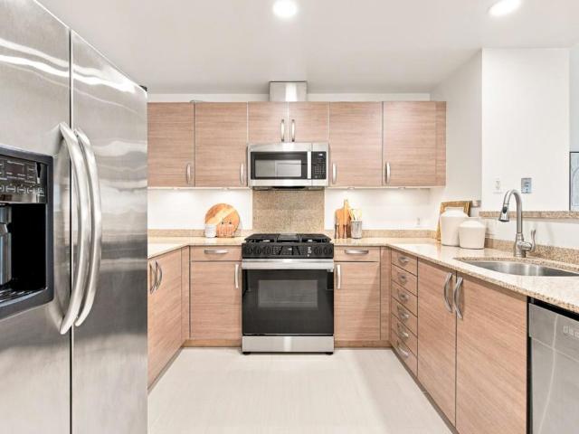 Condo for sale in San Mateo, California