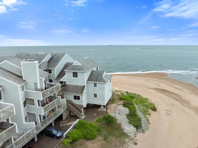 Condo for sale in East Haven, Connecticut