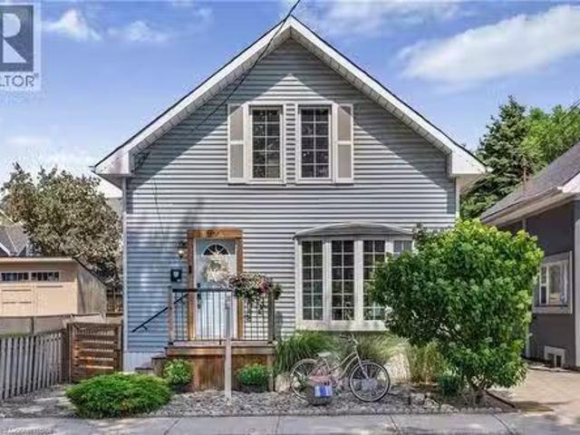 House for sale in Ancaster, Ontario