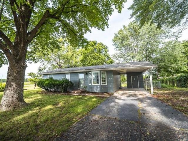 House for sale in Phelps, Missouri