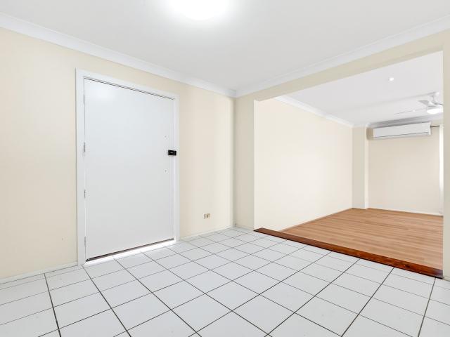 House for rent in St Clair, Sydney