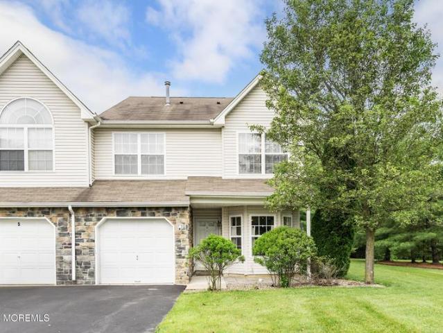 Condo for sale in Tinton Falls