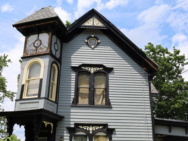 House for sale in Johnstown, New York