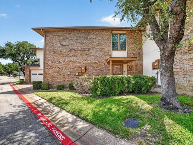 Condo for sale in Bedford, Texas