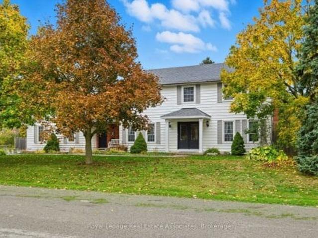 House for sale in Ancaster, Ontario