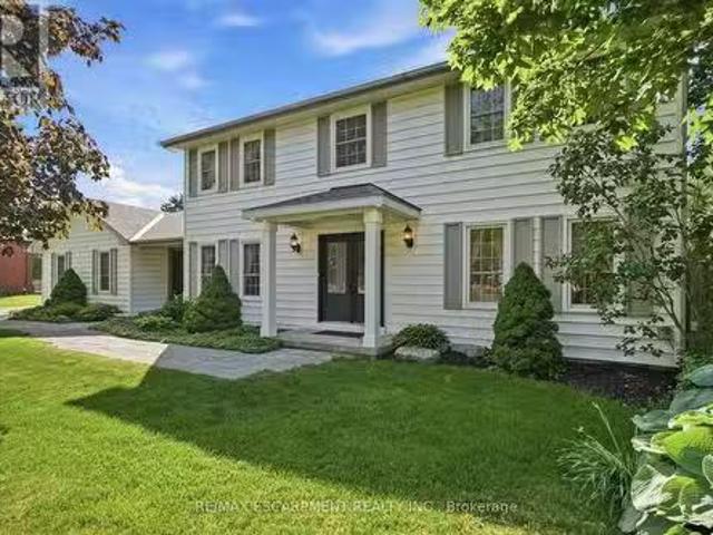 House for sale in Ancaster, Ontario