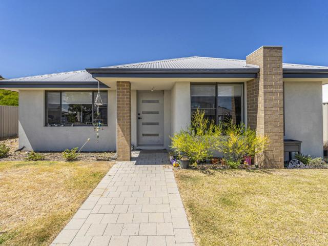 House for sale in Golden Bay, Western Australia