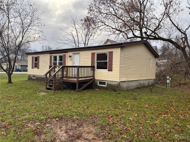 House for sale in Oneida, New York