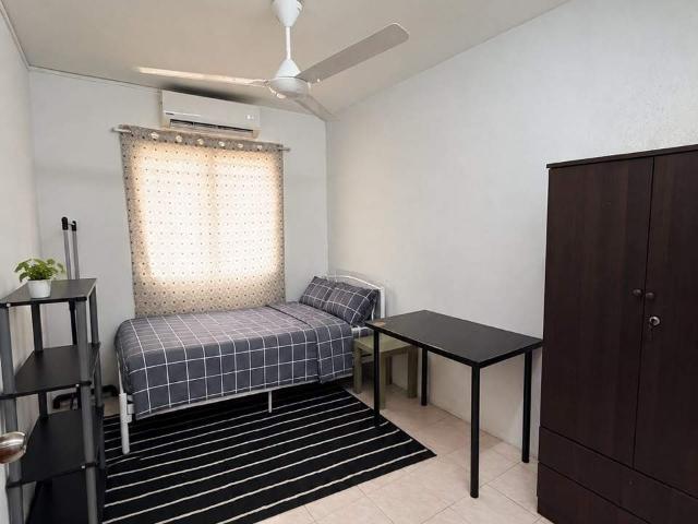 Room for rent in Petaling, Alam Impian