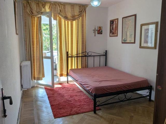 Cameră închirieri în București