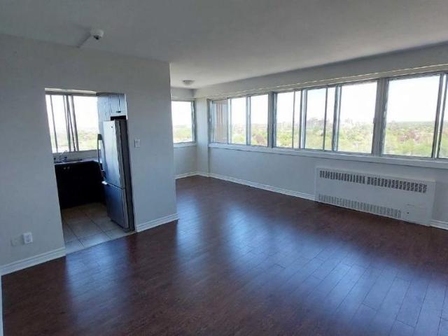 Apartment for rent in Côte-Saint-Luc, Montréal (région administrative)