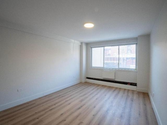 Apartment for rent in St. Leonard's, Quebec