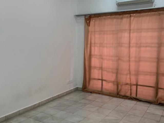 Room for rent in Petaling, Damansara Damai
