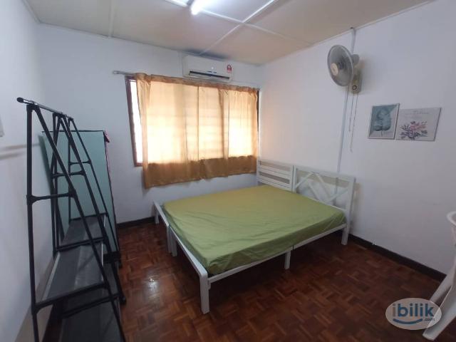 Room for rent in Bandar Puteri 8, Majlis Bandaraya Subang Jaya
