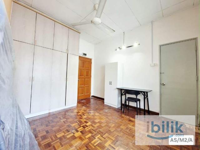 Room for rent in PJU 6, Petaling Jaya