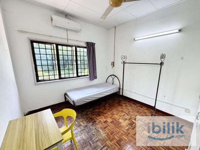 Room for rent in Petaling, Damansara Damai