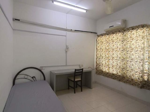 Room for rent in Petaling, Damansara Damai