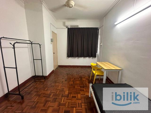 Room for rent in Petaling, Damansara Damai
