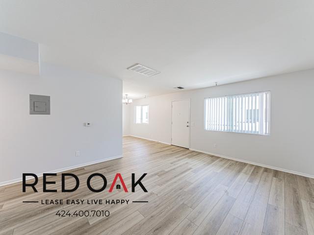 Condo for rent in Canoga Park, California