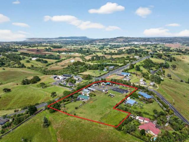 Property for sale in Awhitu