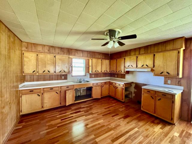 House for sale in Ark