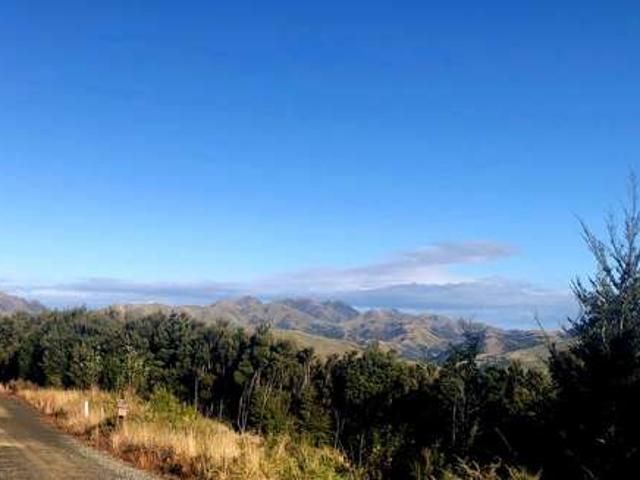 Land for sale in Canterbury