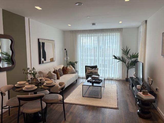 Apartment for rent in North Kensington, Greater London