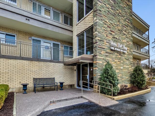 Property for sale in Park Ridge, Illinois