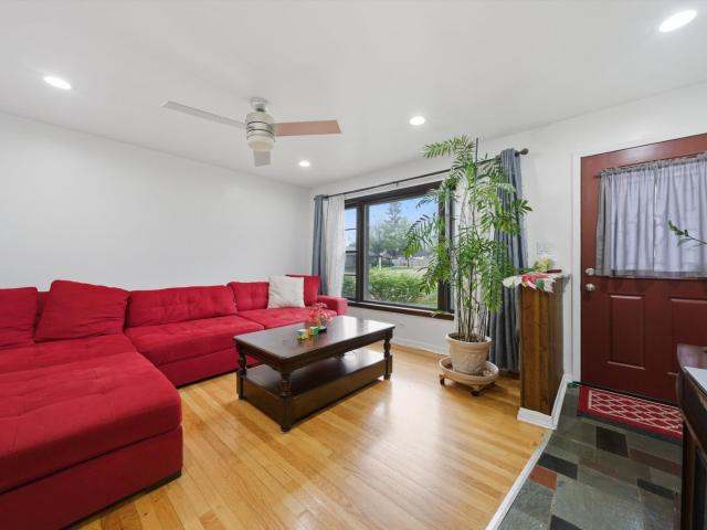 House for sale in Mount Prospect, Illinois