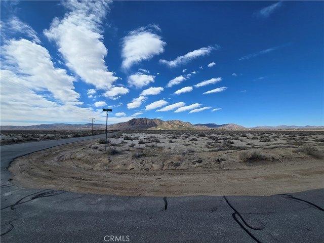 Land for sale in Lucerne Valley, California