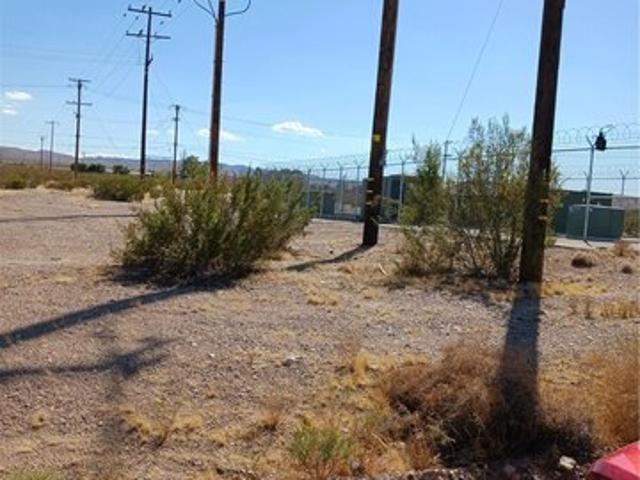 Land for sale in Daggett, California