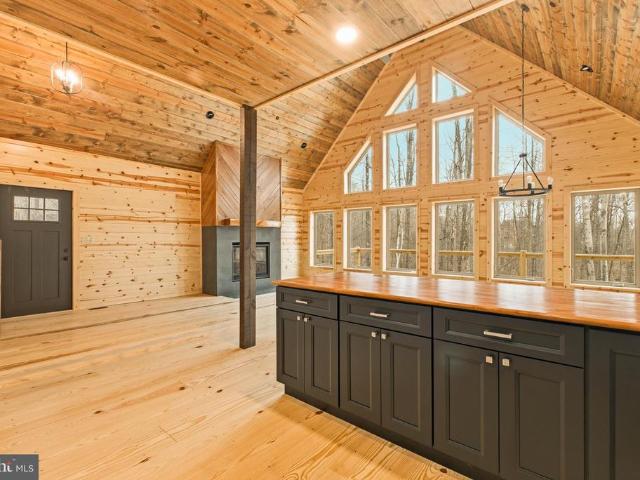 Condo for sale in Garrett, Maryland