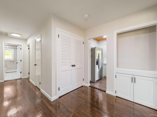 House for sale in Haviland, Town of Hyde Park