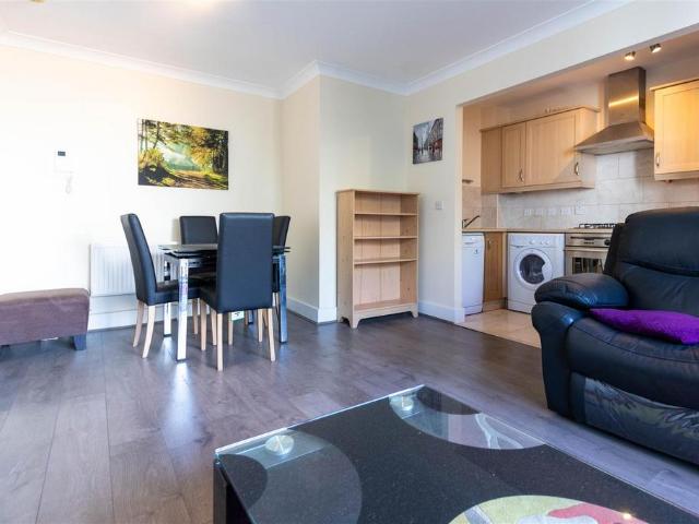 Apartment for rent in St. John's Wood, Greater London