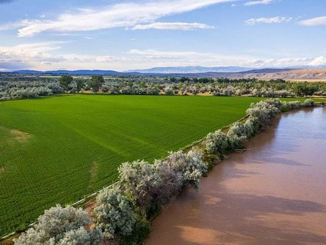 Land for sale in Wyoming