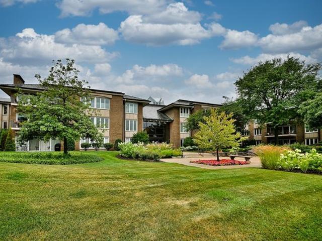 Condo for sale in Oak Brook, Illinois